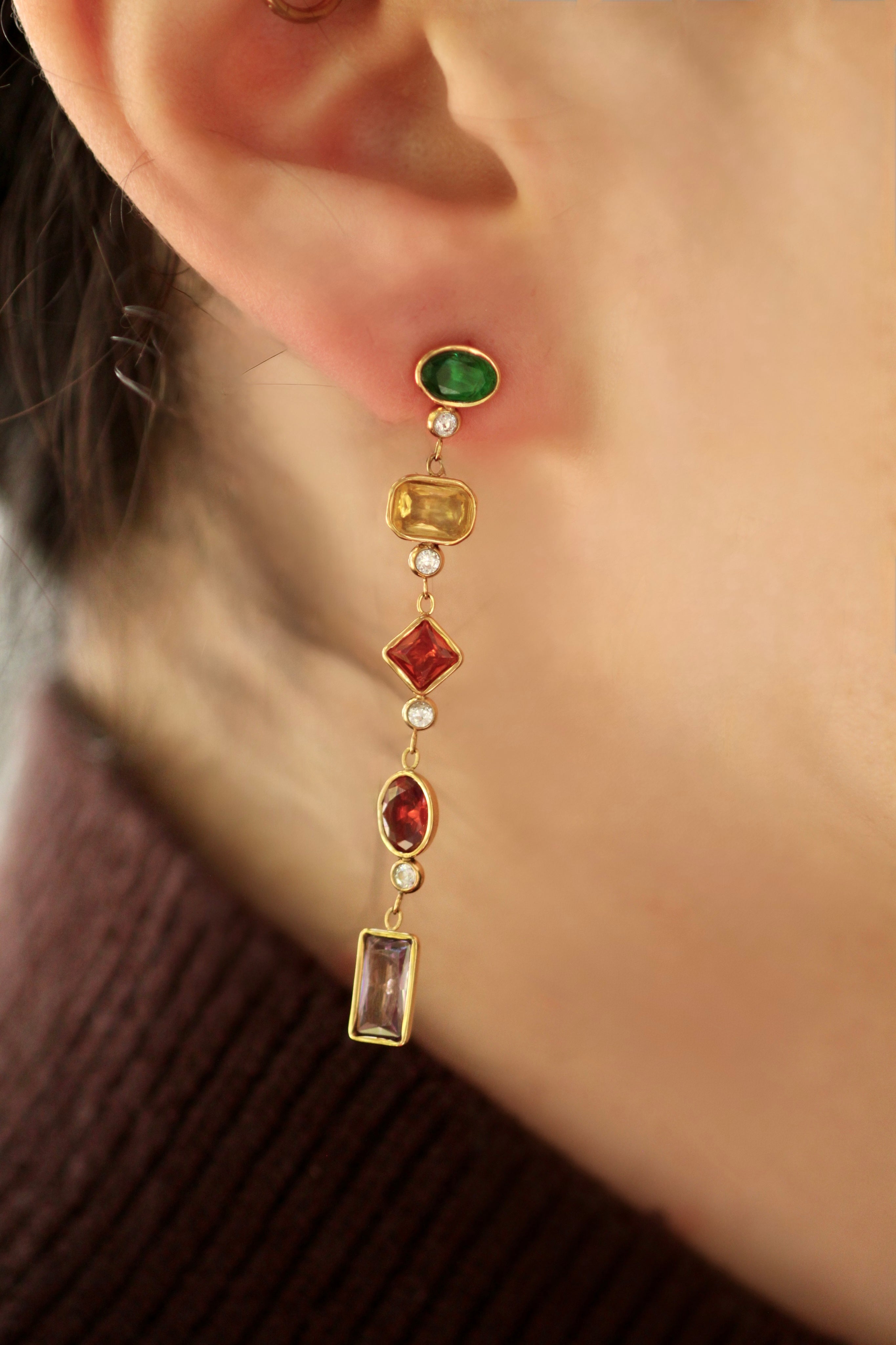 Colourful drop earrings asymmetrycal long
