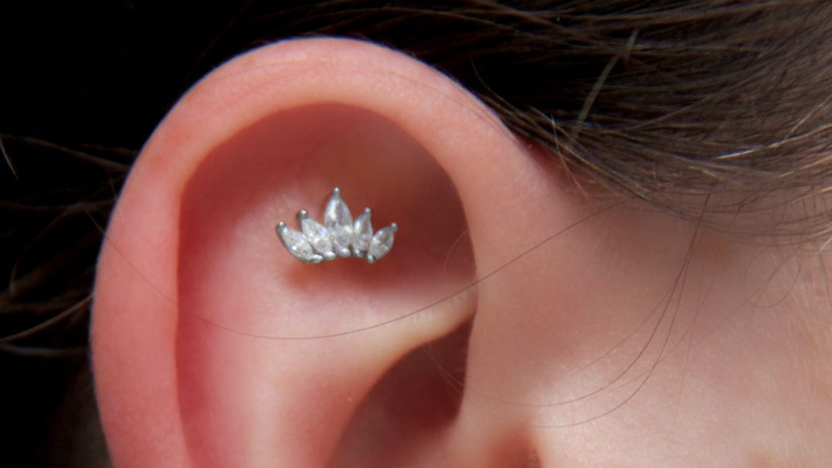 Crown diamond ball back (SINGLE)