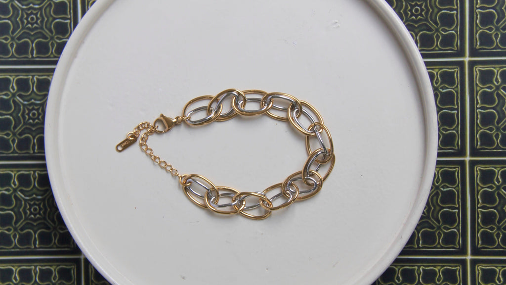 Mixed metal linked bracelet