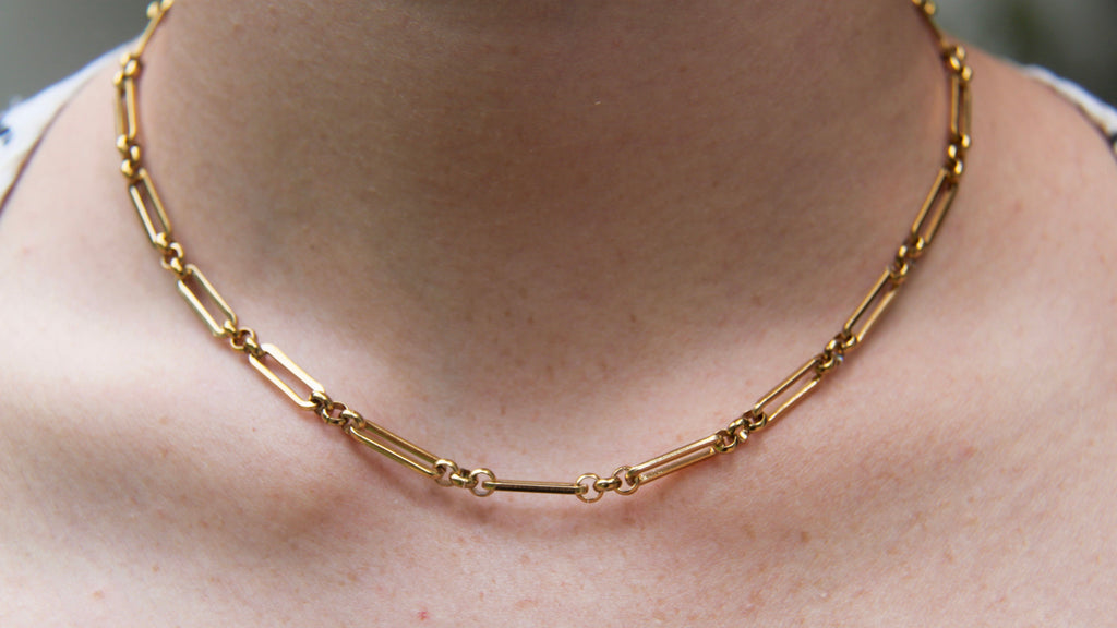 Antique vintage detailed paperclip necklace