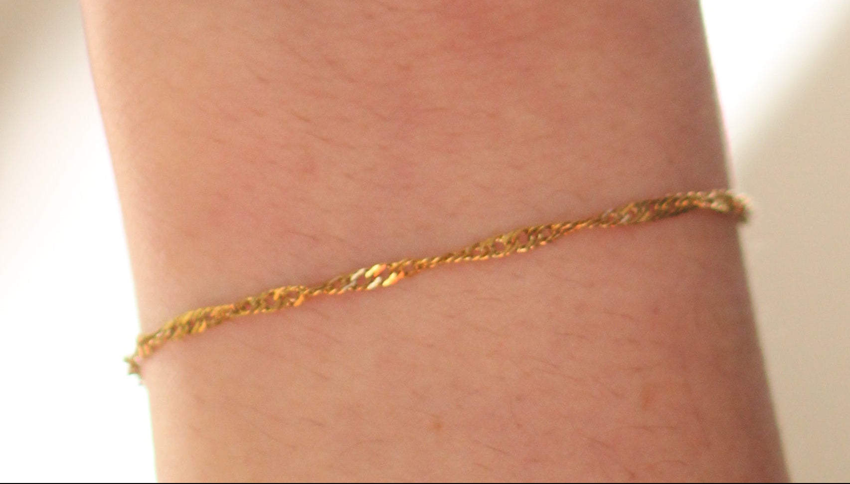 Water wave bracelet