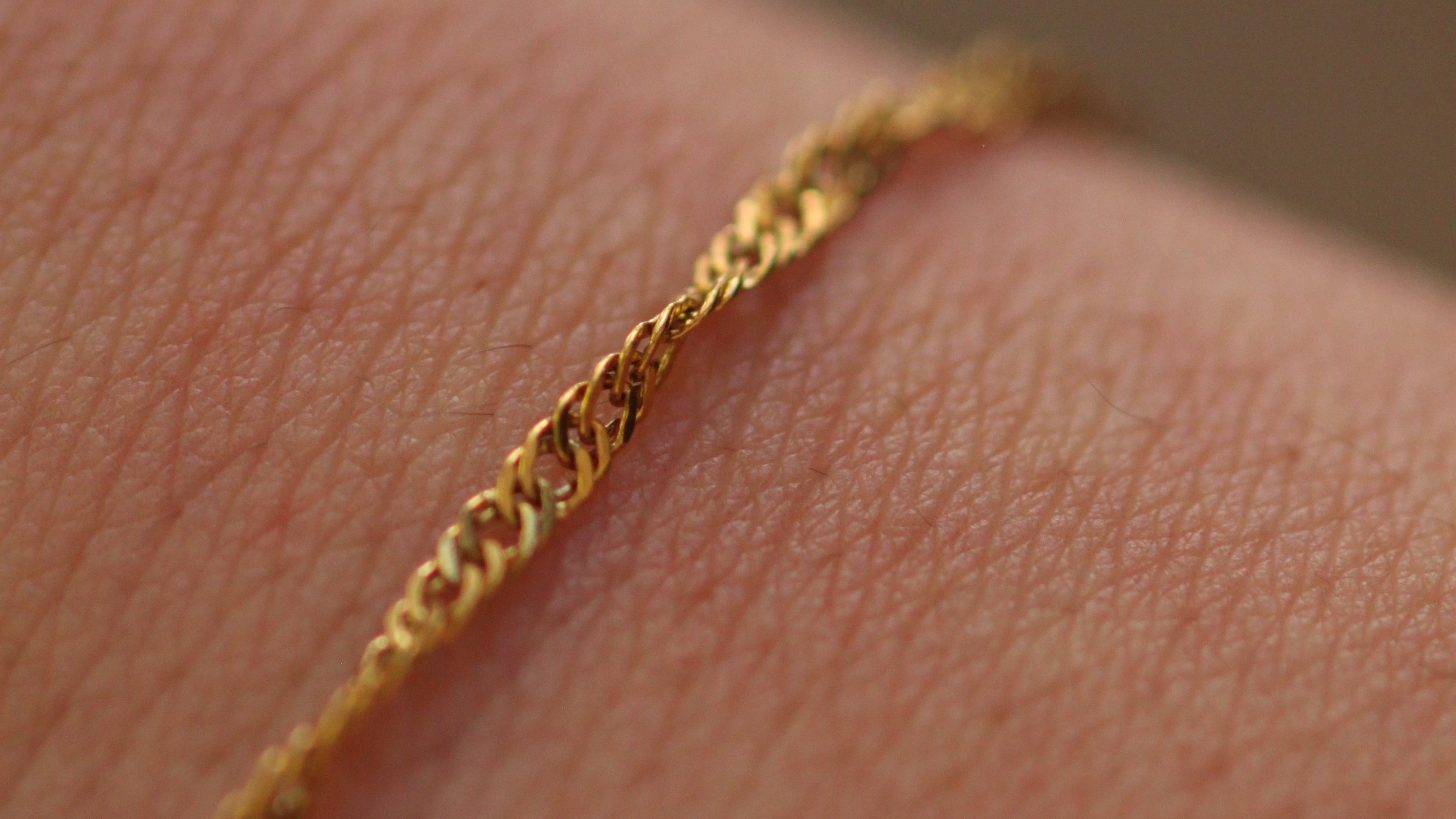 Water wave bracelet