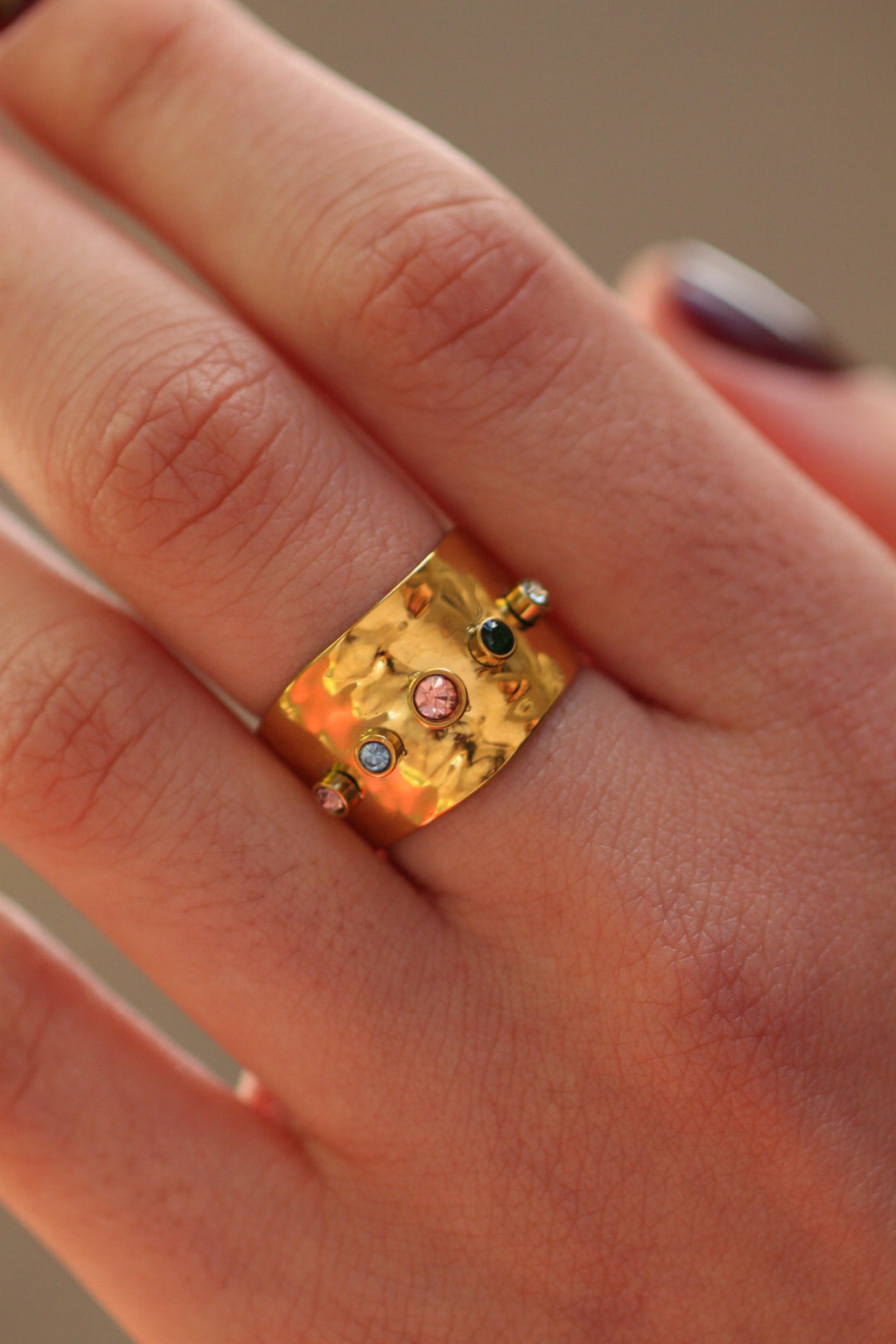 Colourful zircon gemstone ring