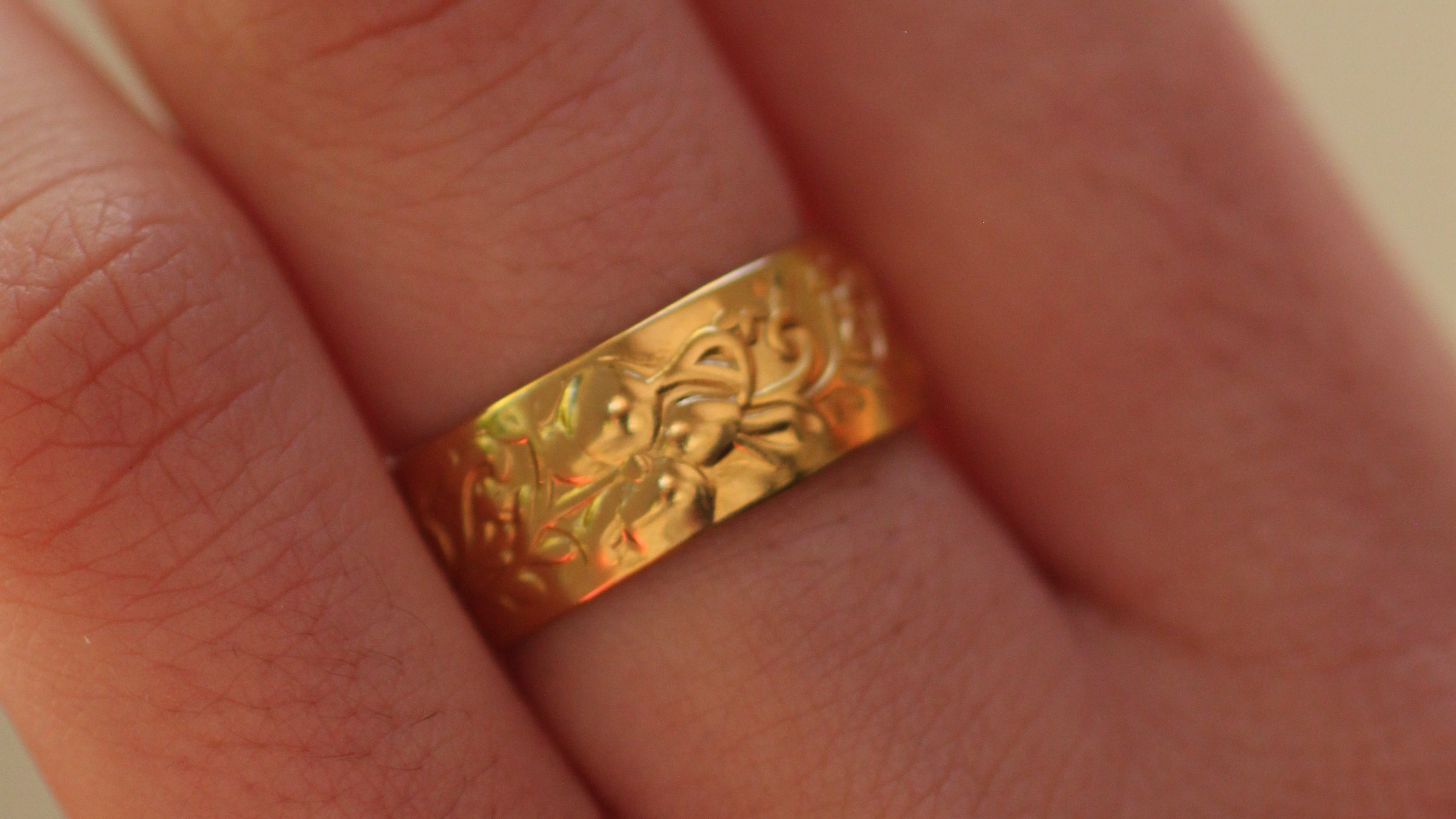 Detailed engraved ring