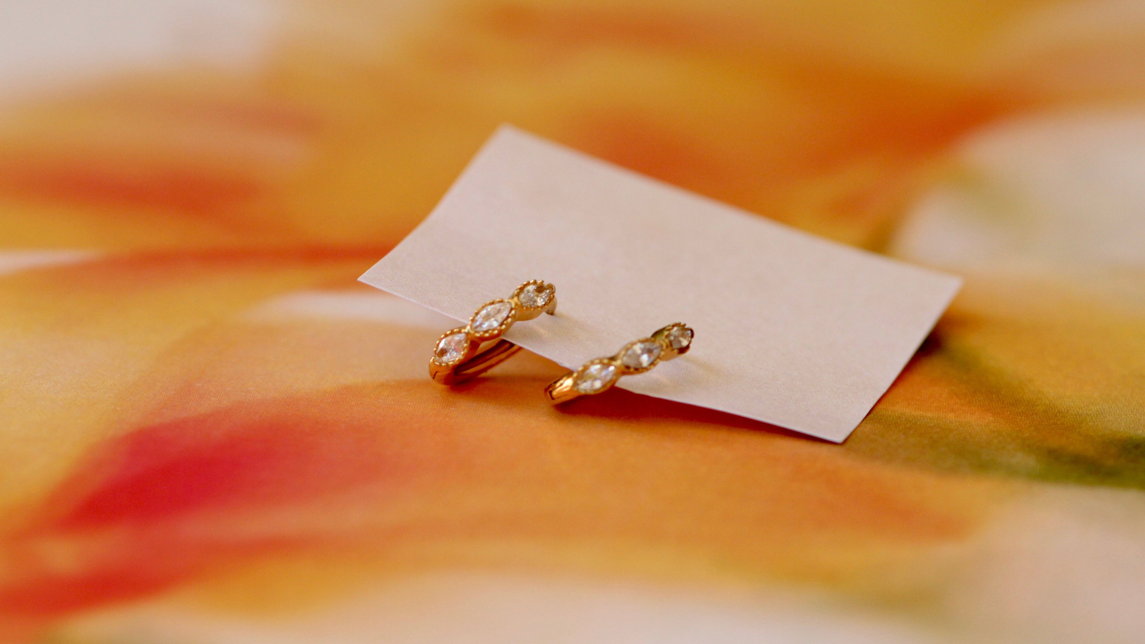 Three diamond beaded border hoops