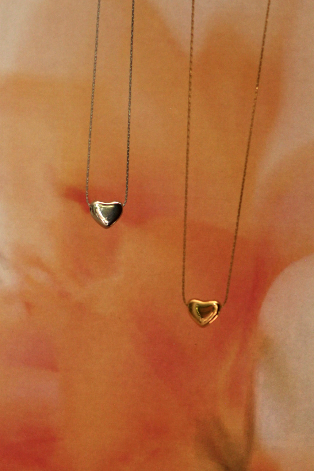 Heart pendant necklace