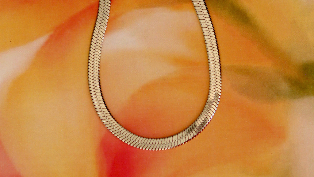 Snake chain necklace