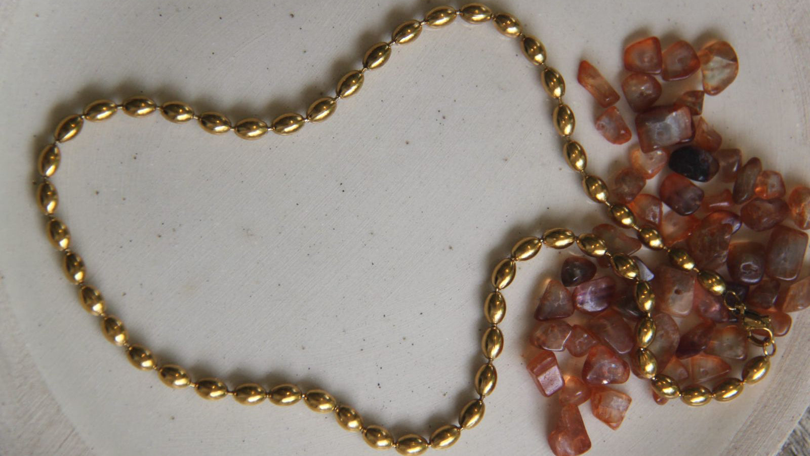 Oval beaded necklace