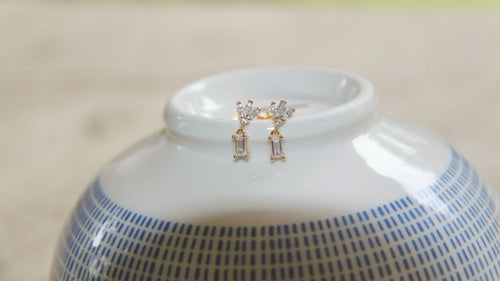 Crown and rectangle diamond studs