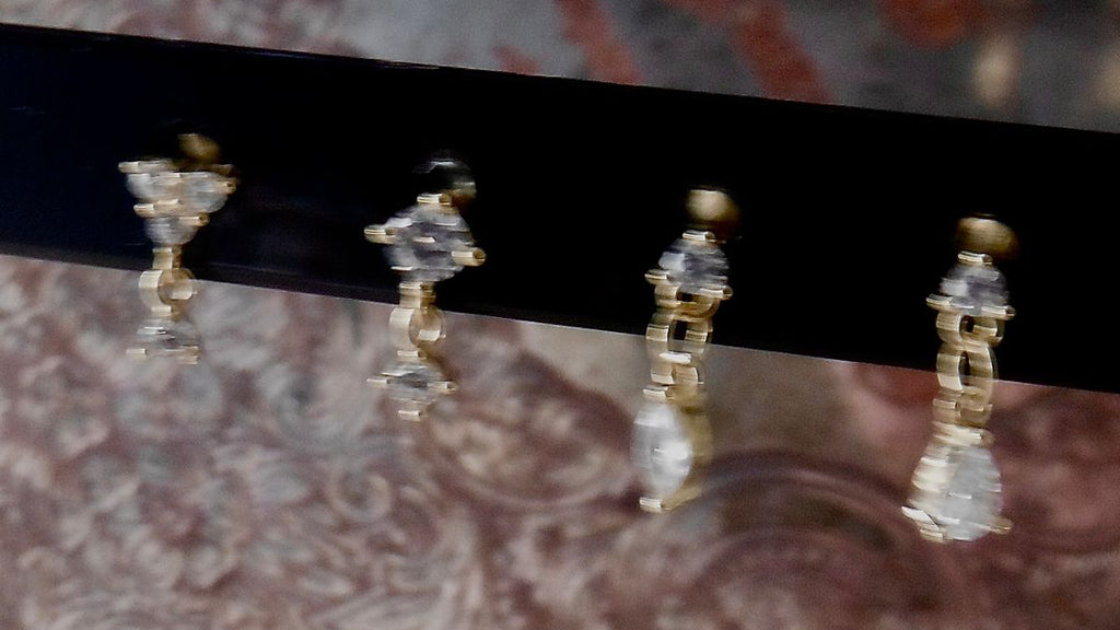 Pack of 2 asymmetrical earrings