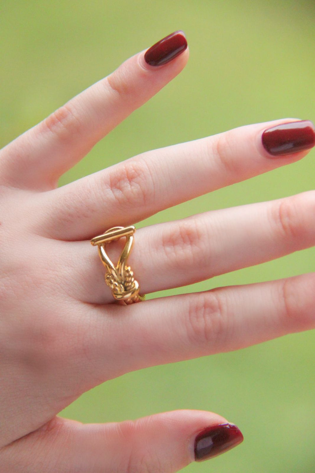 Love knot ring