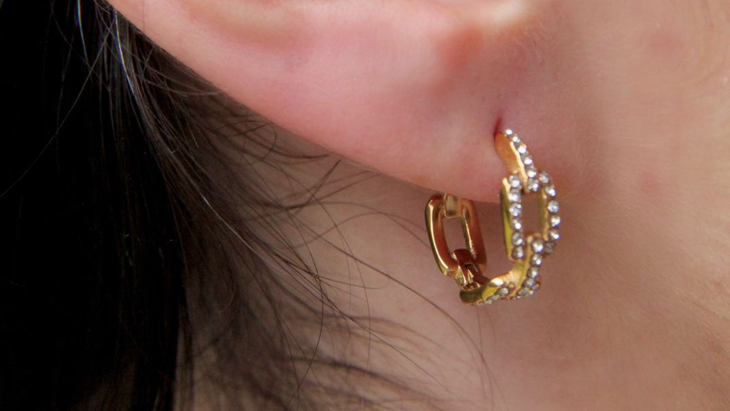 Diamond chain link hoops