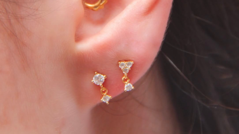 Pack of 2 asymmetrical earrings